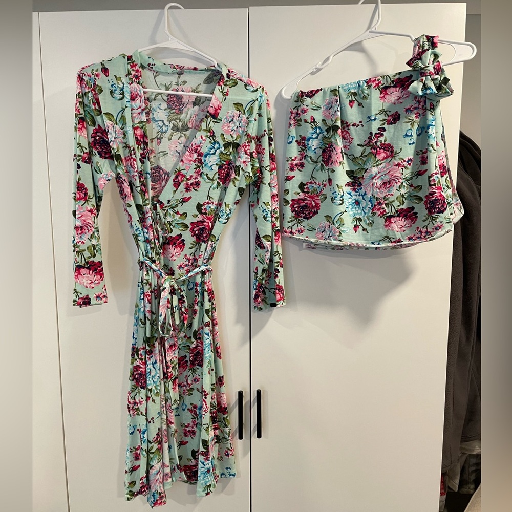 3 PIECE labor/maternity gown, swaddle blanket, and bow